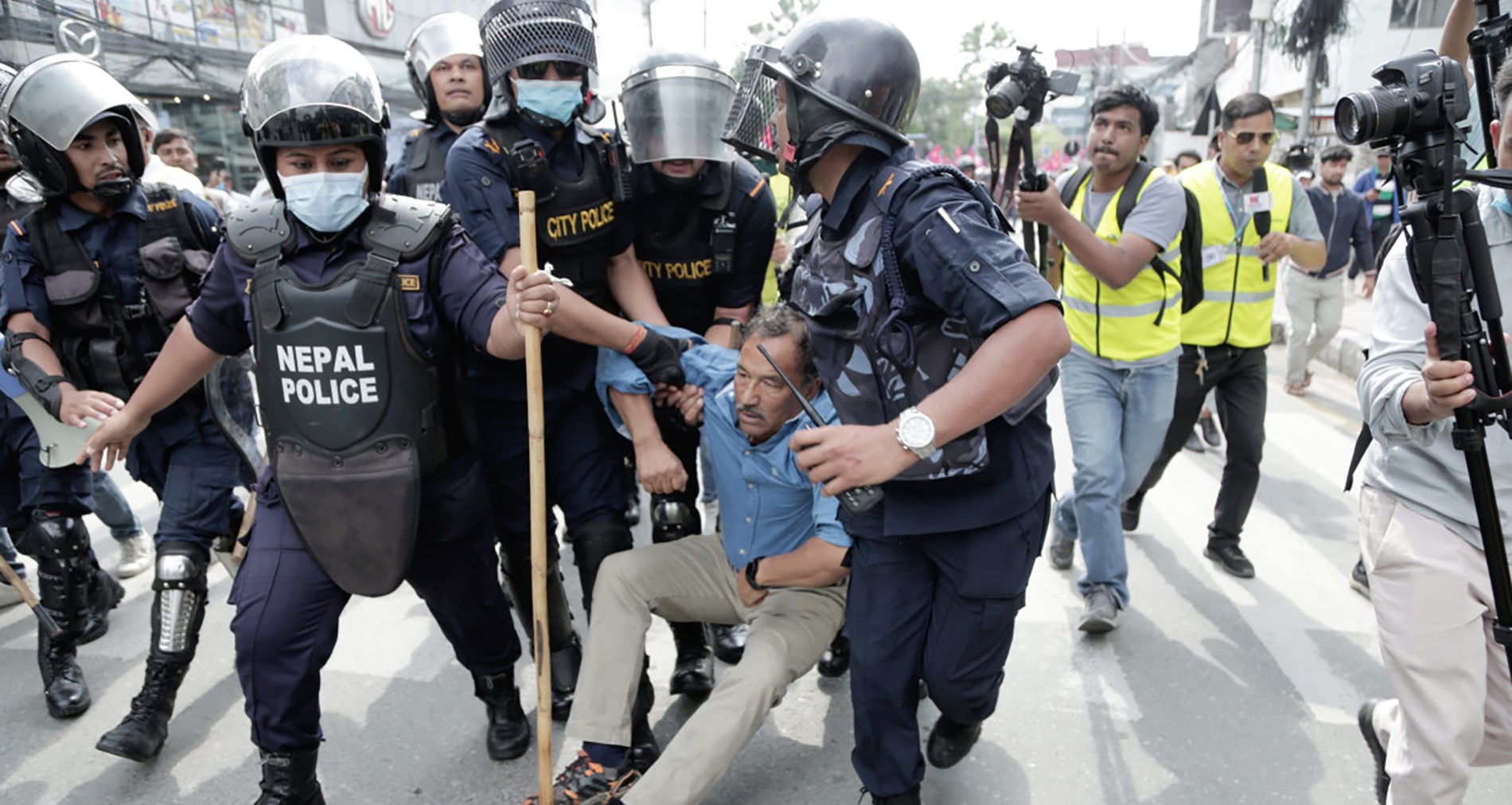 कमल थापासहित ८ जना राजावादी नेताहरु पक्राउ