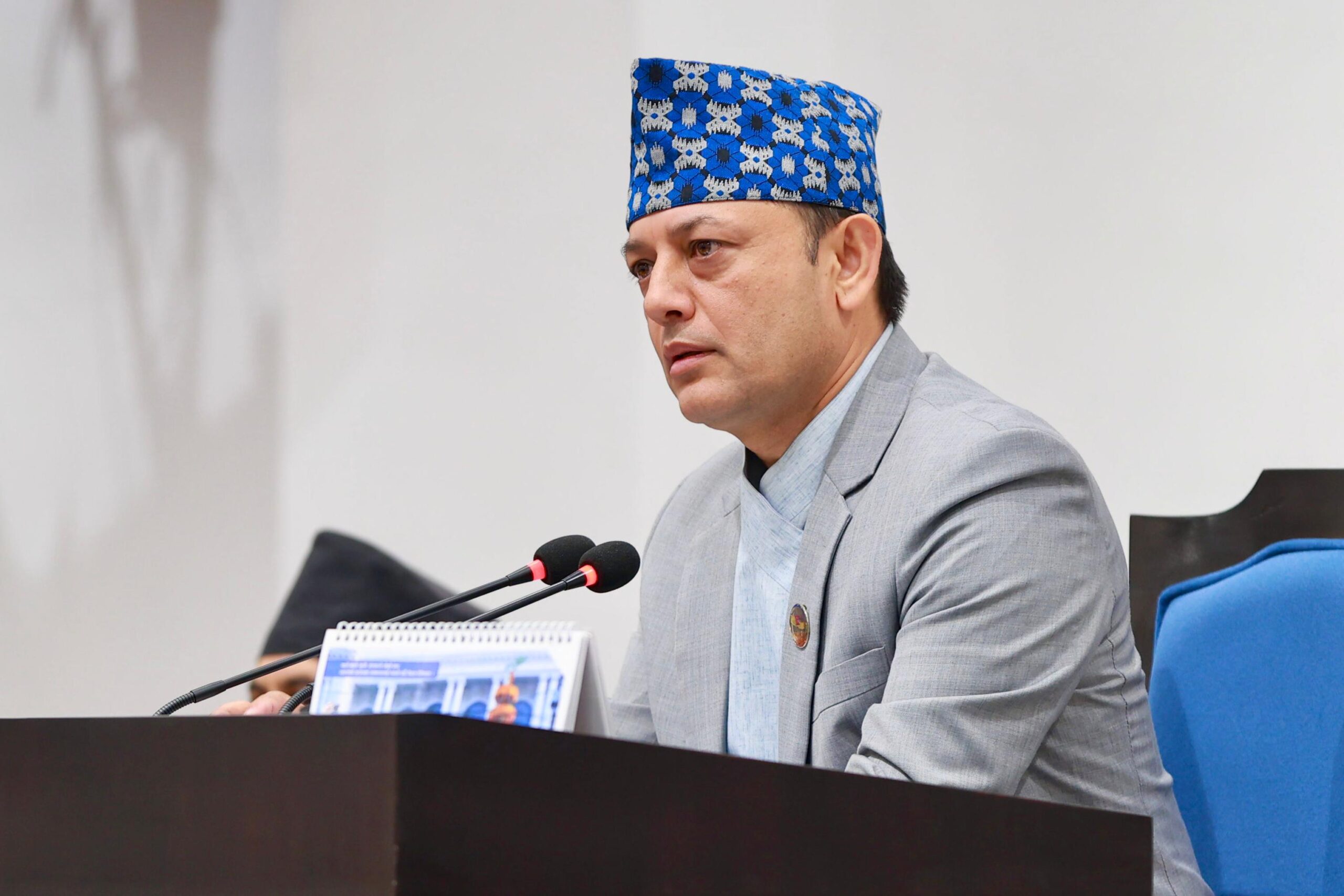 नयाँ सभामुखले पहिलो बैठक चलाएकै दिन विपक्षी दल आक्रामक